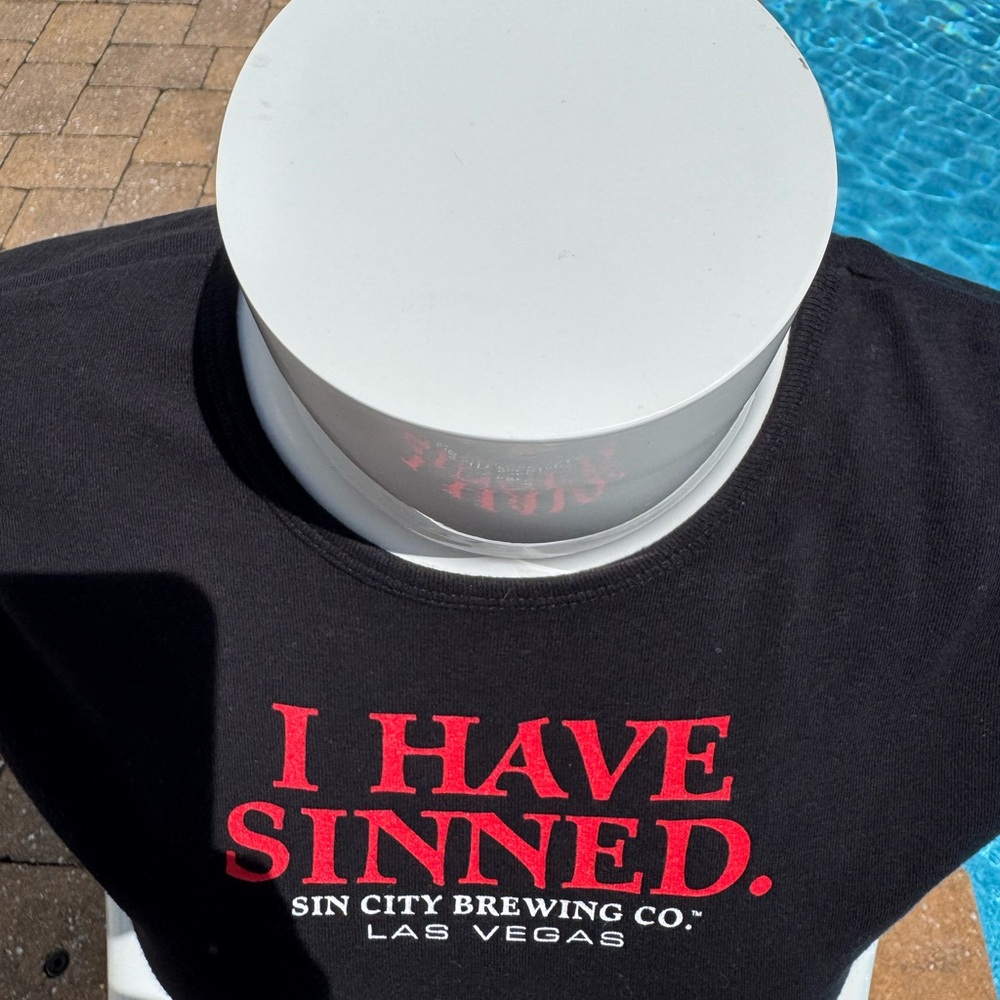 LAS VEGAS Black Fitted Short Sleeve Tee Red Text - Picture 2 of 6
